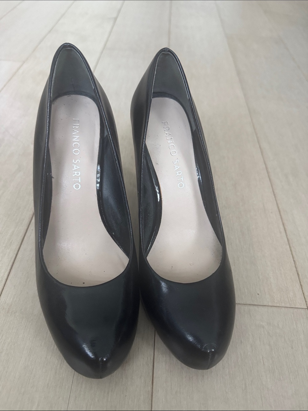Franco Sarto Black Leather Pointed Toe Pumps
